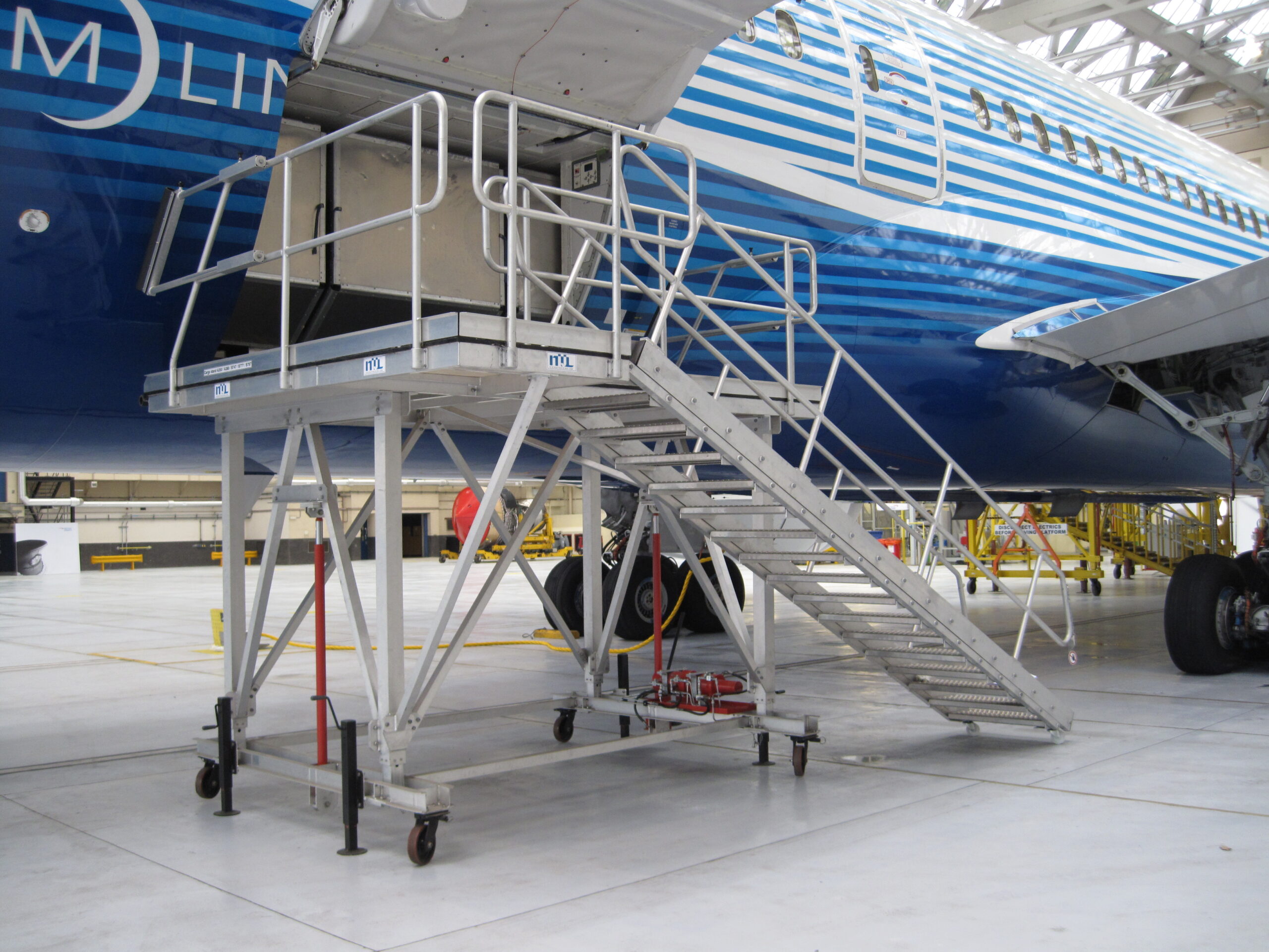 Cargo Door Access Platform