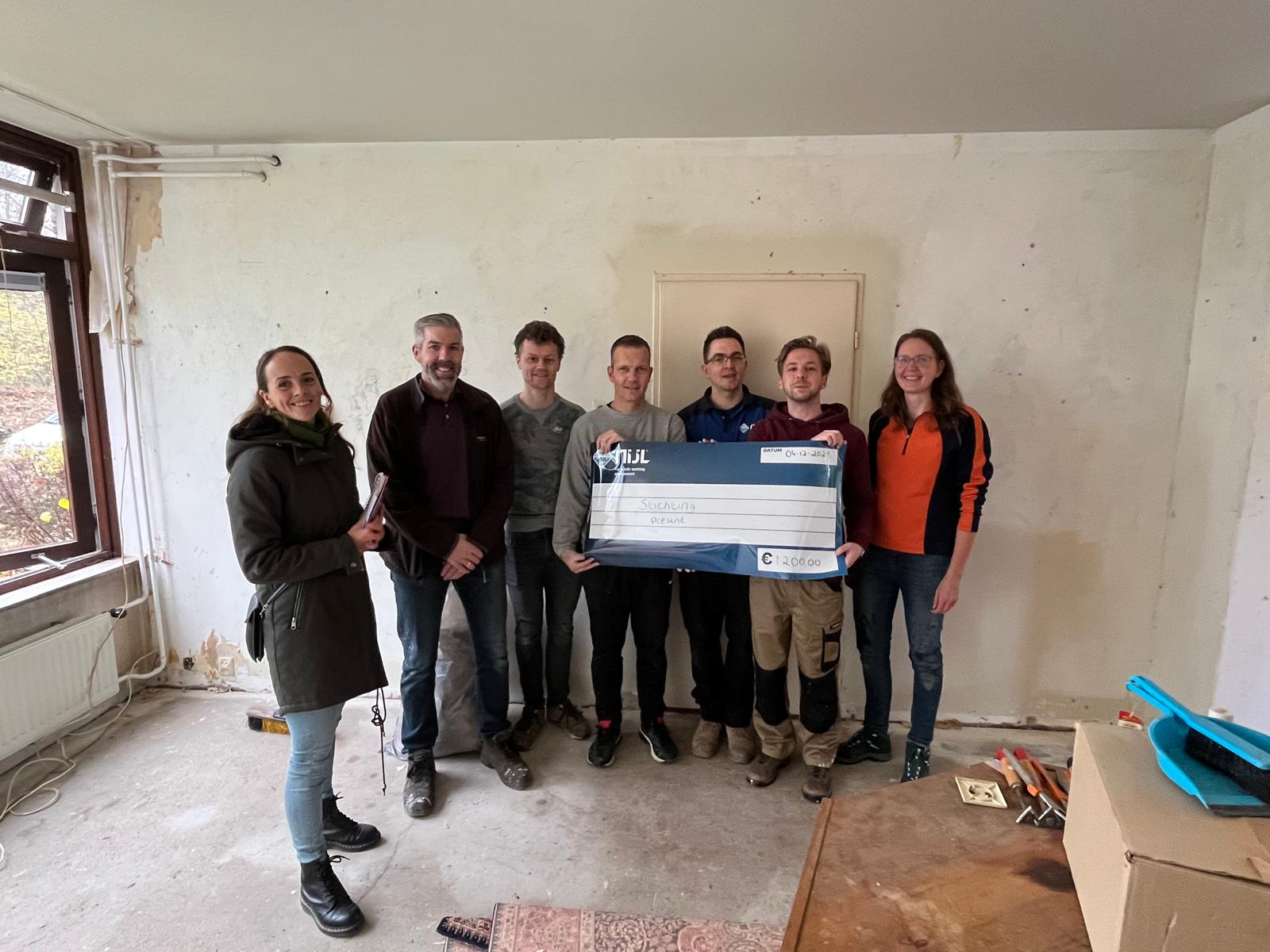 thumbnail_NIJL Supports Present Zwolle with Volunteer Day and Donation