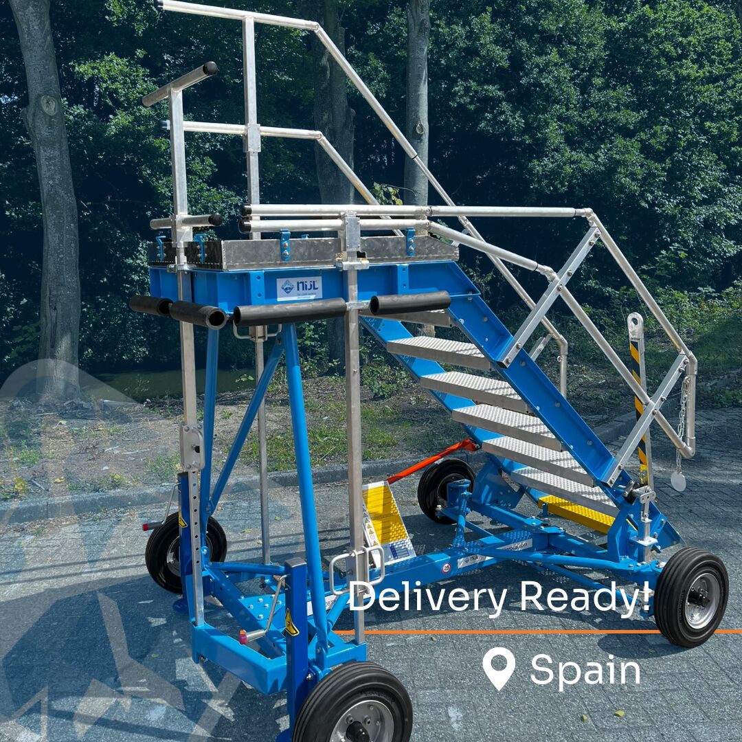 thumbnail_NIJL Delivers Advanced Aircraft Access Solutions to Spain
