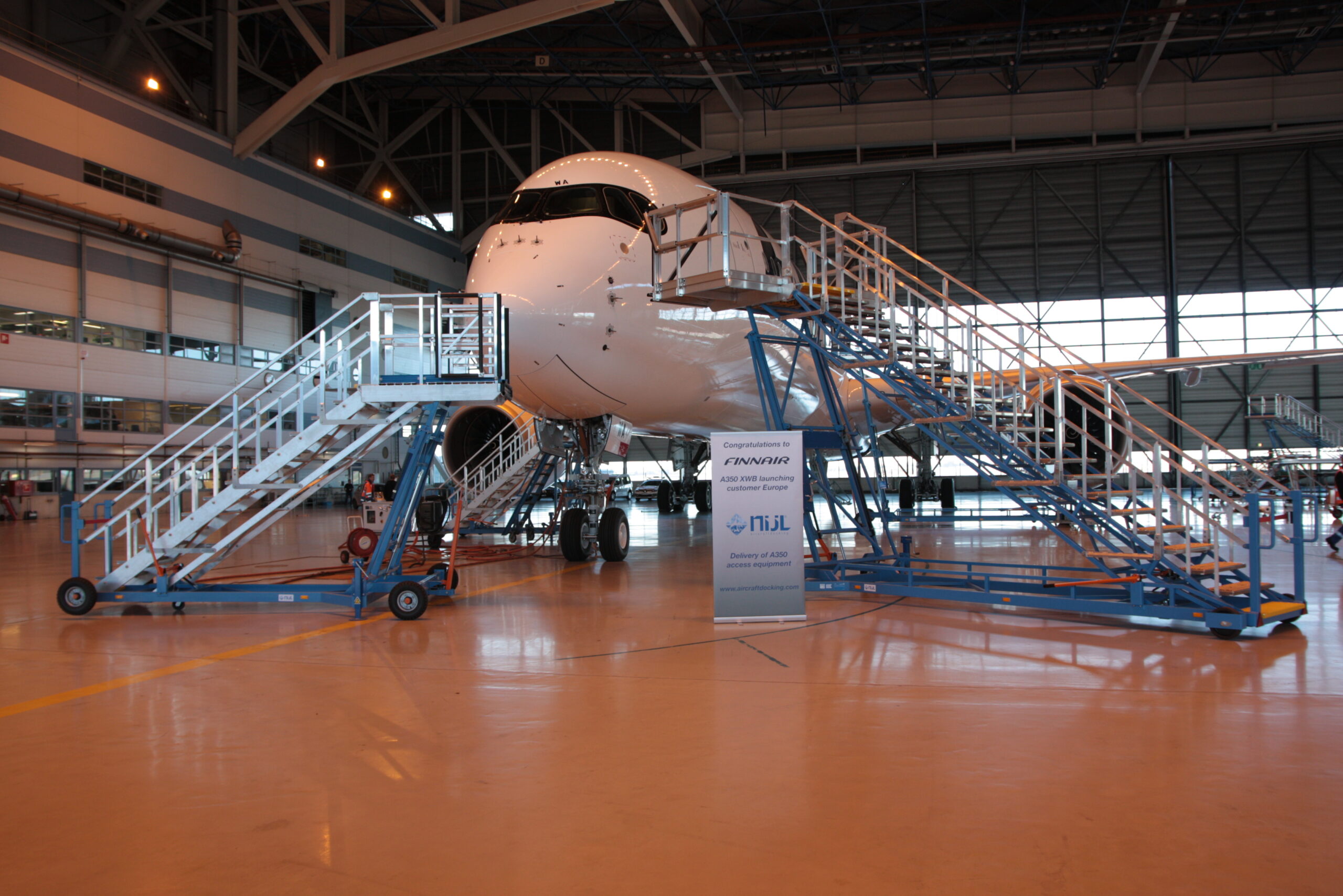 A350 ground support equipment package